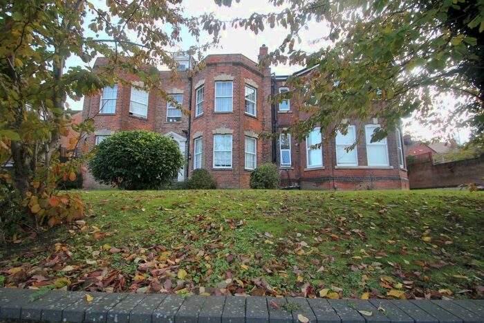 2 Bedroom Flat To Rent In Hilborough Road, Tuffley, Gloucester, GL4