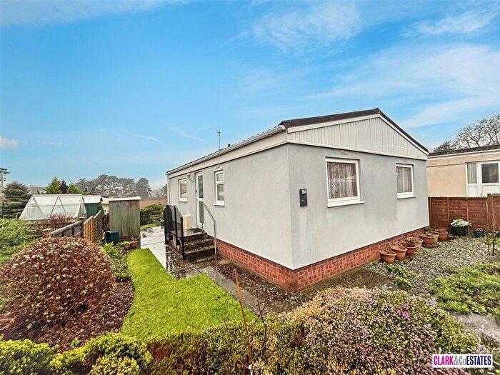 2 Bedroom Park Home For Sale In Third Avenue, Newport Park, Exeter, EX2
