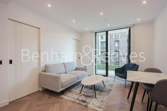 Studio To Rent In Merino Gardens, Wapping, E1W