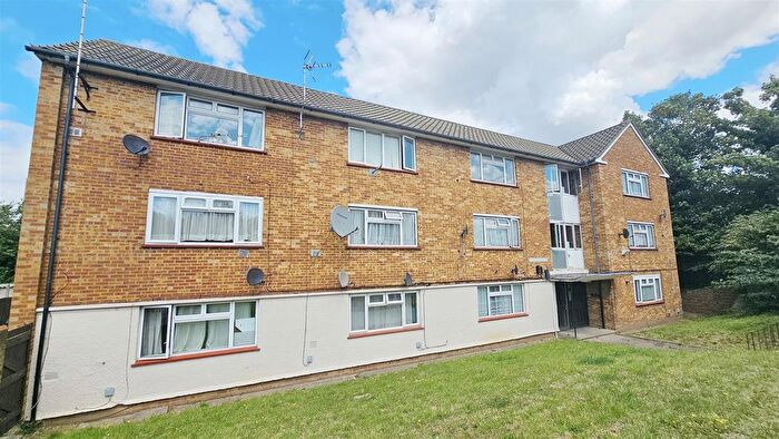 Studio For Sale In Keith Road, Hayes, UB3