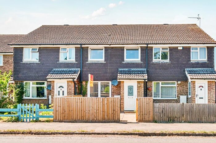 3 Bedroom Terraced House For Sale In Upper Arncott, Oxfordshire, OX25