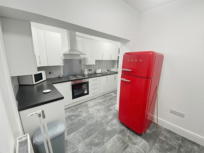 2 Bedroom Terraced House To Rent In Francis Avenue, Ilford, IG1