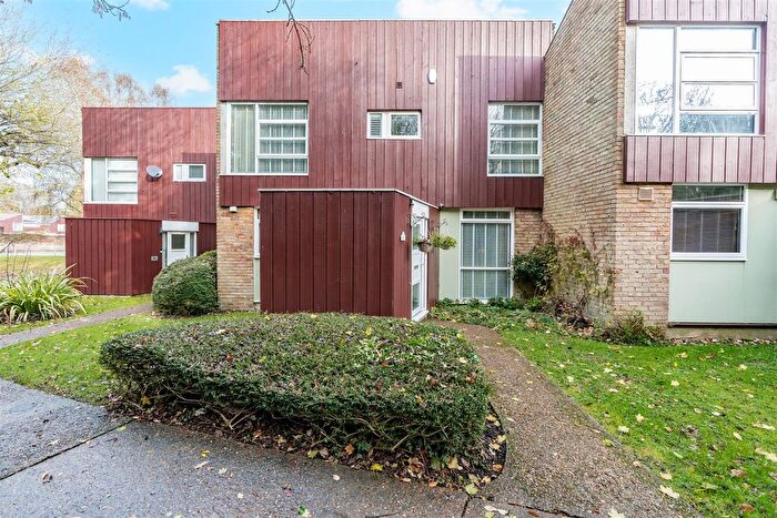 4 Bedroom Terraced House For Sale In Punch Croft, New Ash Green, Longfield, DA3