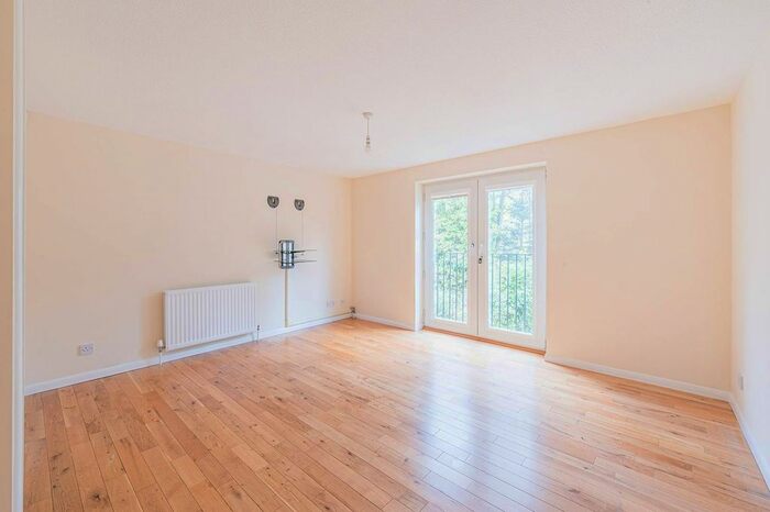 3 Bedroom Terraced House To Rent In Crosslet Vale, Greenwich, London, SE10