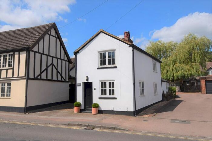 2 Bedroom Detached House To Rent In Station Road, Toddington, Dunstable, LU5