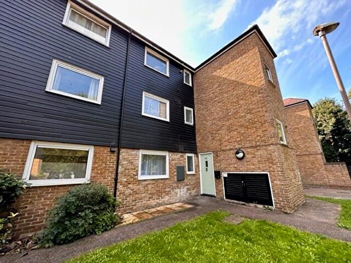 2 Bedroom Apartment To Rent In Romeland, Waltham Abbey, EN9