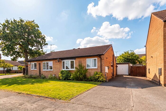 2 Bedroom Semi-Detached Bungalow For Sale In Crimscote Close, Monkspath, B90
