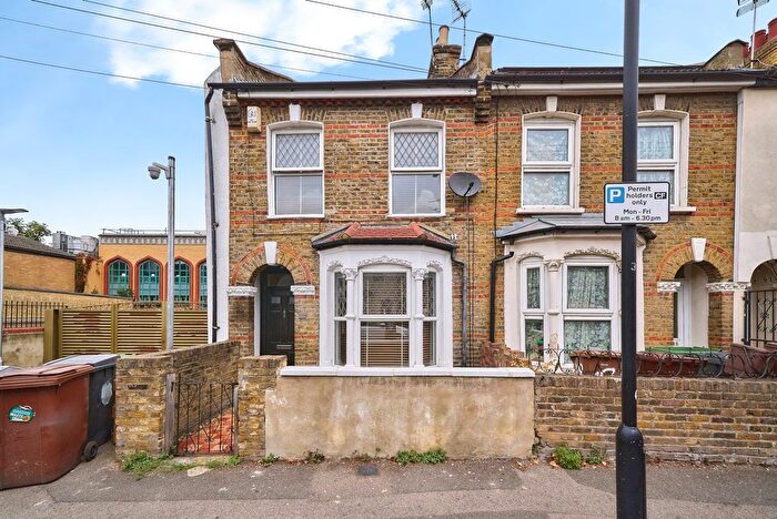 2 Bedroom End Terrace House For Sale In Downsell Road, London, E15