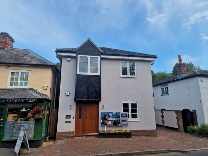 2 Bedroom Flat For Sale In The Street, Albury, Guildford, Surrey, GU5