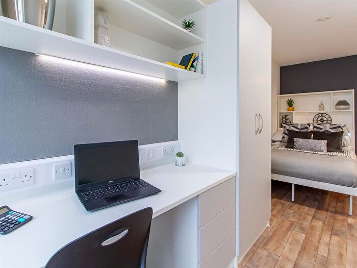 Studio To Rent In Raleigh Street, Plymouth, PL1