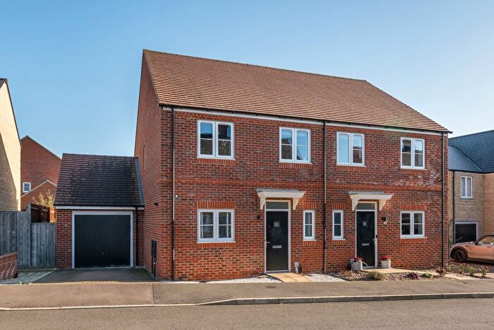 3 Bedroom Semi-Detached House For Sale In Shergold Road, Bampton, Oxfordshire, OX18