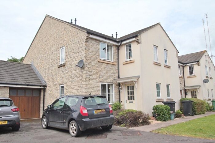 2 Bedroom Semi-Detached House To Rent In Cardinal Drive, Copeland Park, Tuffley, GL4