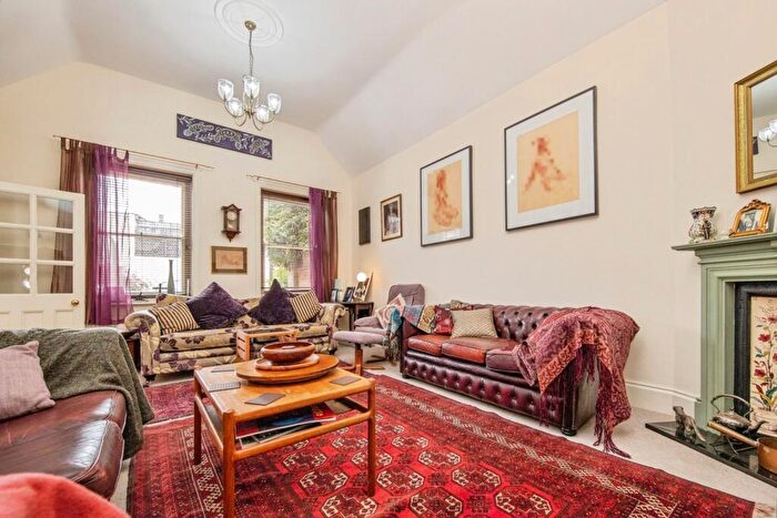 5 Bedroom Semi Detached House For Sale In Wingfield Street, Ipswich, Suffolk, IP4