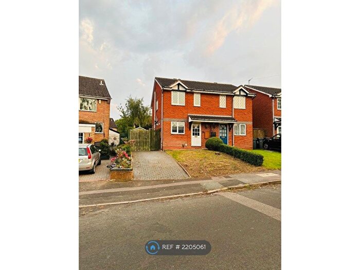2 Bedroom Semi-Detached House To Rent In Orchard Rise, Birmingham, B26