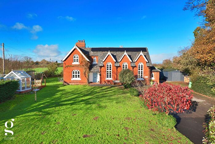 5 Bedroom Detached House For Sale In Kinnersley, Hereford, HR3