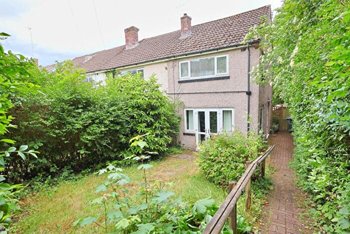 2 Bedroom End Of Terrace House For Sale In Chenies Close, Allesley Park, Coventry, CV5