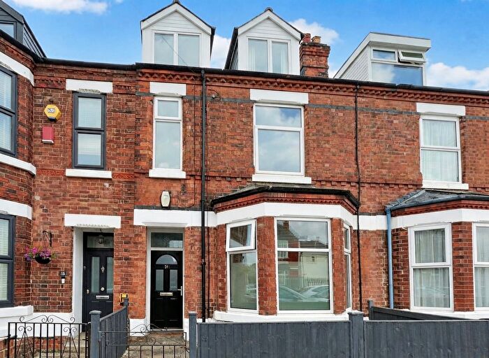 4 Bedroom Terraced House For Sale In Ashwell Street, Netherfield, Nottingham, NG4