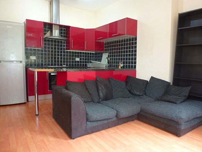 1 Bedroom Flat To Rent In Ninian Road, Roath, Cardiff, Cardiff, CF23