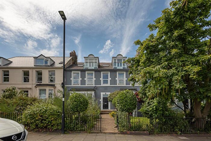 2 Bedroom Flat For Sale In Belle Grove Terrace, Spital Tongues, Newcastle Upon Tyne, NE2
