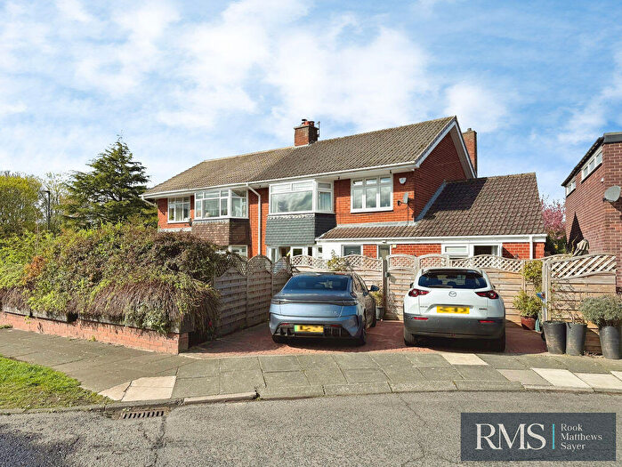 4 Bedroom Semi Detached House For Sale In Glamis Avenue, Newcastle Upon Tyne, NE3