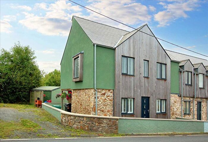 3 Bedroom Semi-Detached House For Sale In Shipping Cottages, SA68