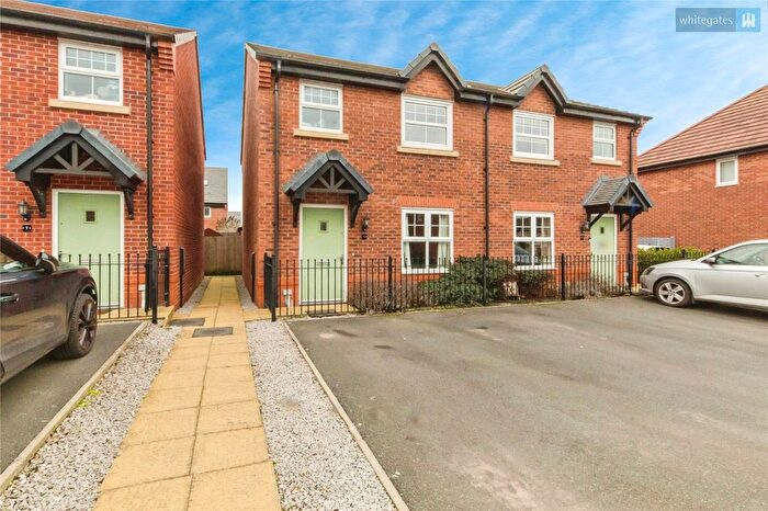 3 Bedroom Semi-Detached House For Sale In Hurleston Way, Henhull, Nantwich, Cheshire, CW5