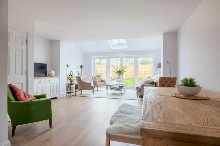 3 Bedroom Terraced House For Sale In Stone Crafted Delightful Bed Townhouse, BA6