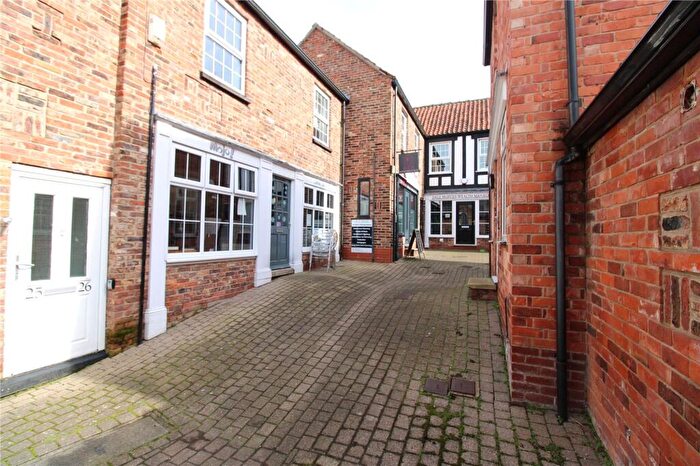 1 Bedroom Flat To Rent In Market Place, Epworth, DN9