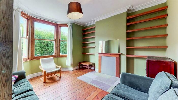 4 Bedroom End Of Terrace House To Rent In Litchfield Gardens, Willesden Green, NW10