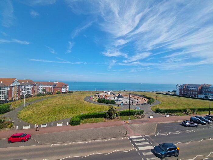 2 Bedroom Flat To Rent In Eastern Esplanade, Cliftonville, Kent, CT9