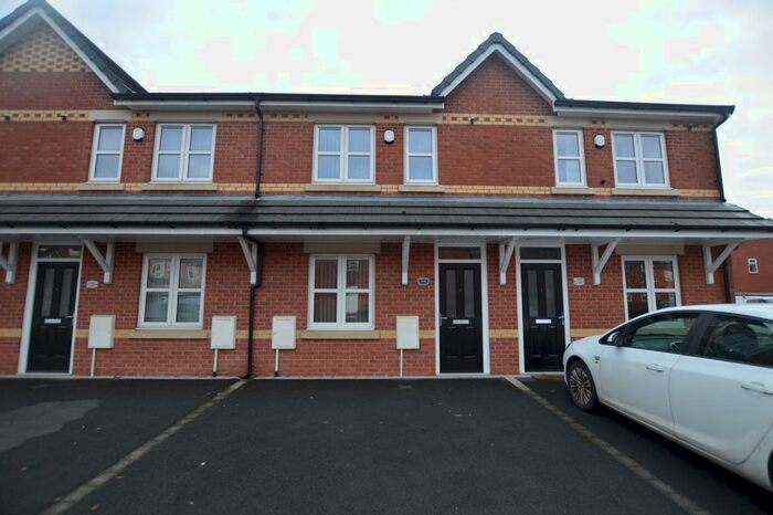 3 Bedroom Town House To Rent In Arthur Street, Hindley, Wigan, WN2