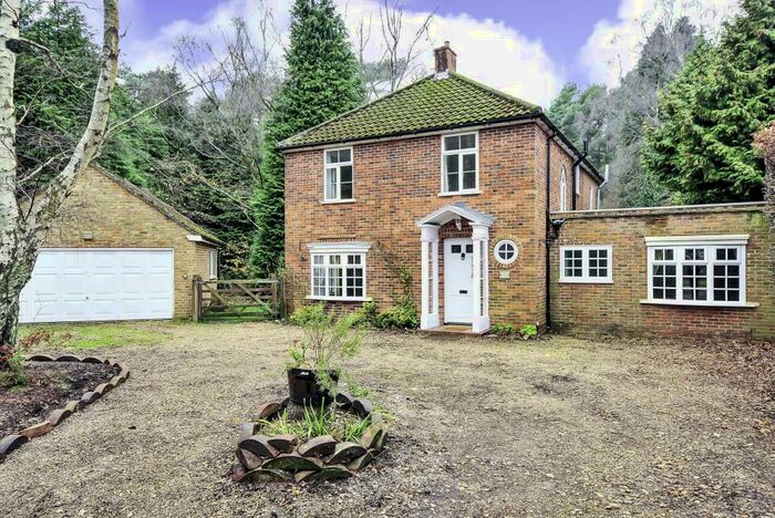 5 Bedroom Detached House To Rent In Woodlands Ride, South Ascot, SL5
