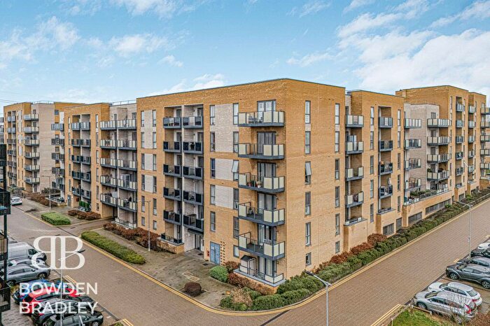 2 Bedroom Apartment For Sale In Sackett Road, Beach House, IG11