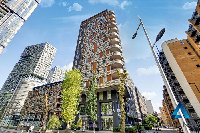 3 Bedroom Penthouse To Rent In Indescon Square, London, E14