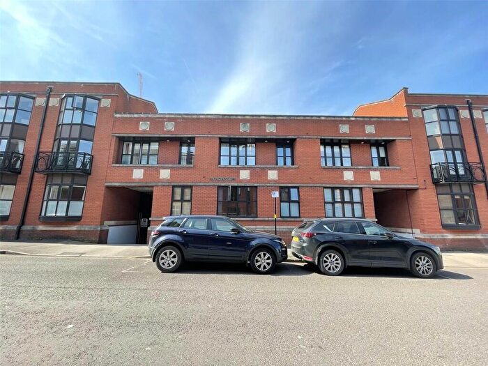 1 Bedroom Flat To Rent In Kings Court, Cox Street, Birmingham, B3