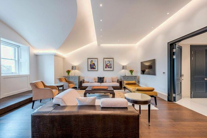 4 Bedroom Flat To Rent In Lancaster Gate, Lancaster Gate, London, W2