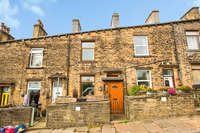 2 Bedroom Terraced House For Sale In Byron Street, Sowerby Bridge, HX6