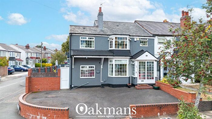 4 Bedroom Semi Detached House For Sale In Balden Road, Harborne, Birmingham, B32