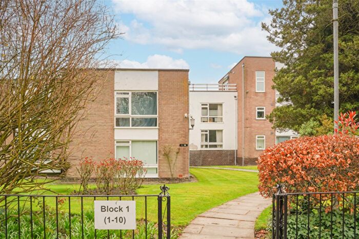 2 Bedroom Apartment For Sale In Thorne House, Wilmslow Road, Fallowfield, M14