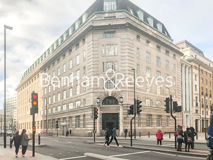 2 Bedroom Flat To Rent In Belvedere Road, London, SE1