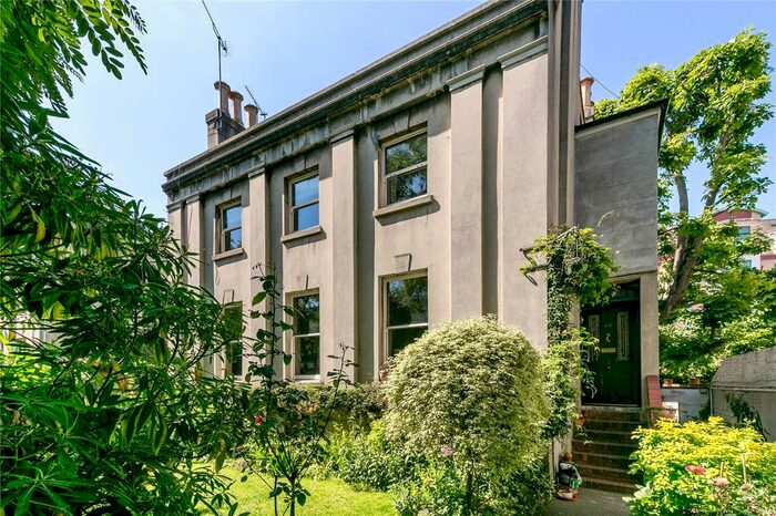 4 Bedroom Maisonette To Rent In Fulham Road, London, SW6