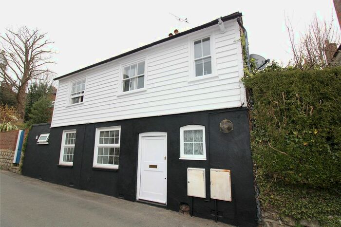 1 Bedroom Flat To Rent In Lower Road, Sutton Valence, Kent, ME17