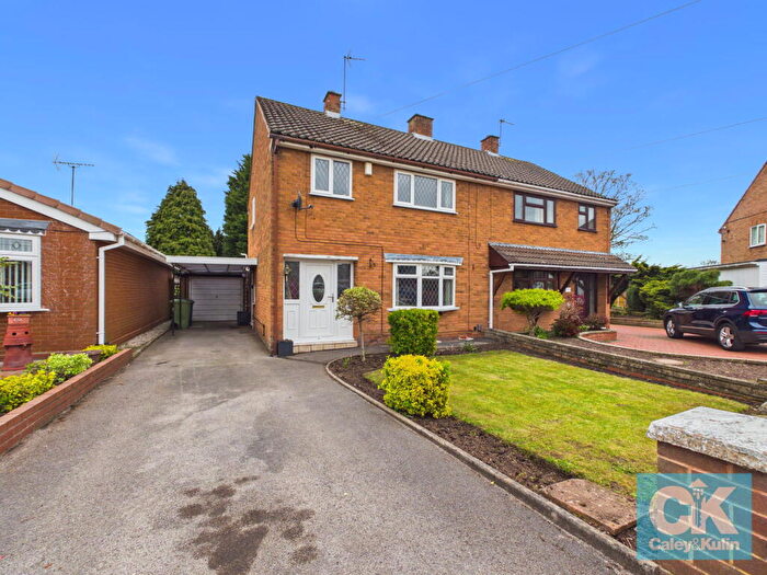 3 Bedroom Semi Detached House For Sale In Bramall Lane, Tillington, Stafford, ST16
