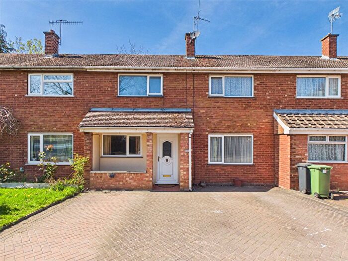 3 Bedroom Terraced House For Sale In Tolladine Road, Worcester, Worcestershire, WR4