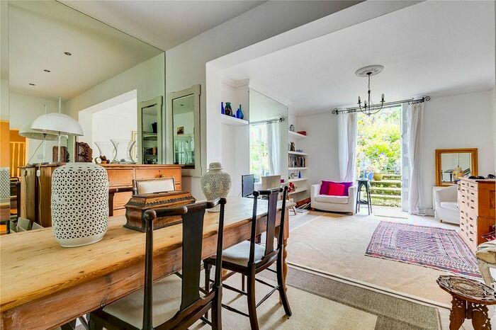 1 Bedroom Flat To Rent In Castelnau, Barnes, London, SW13