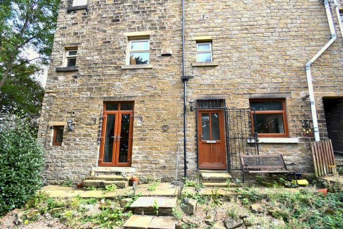 1 Bedroom Ground Flat To Rent In Taylor Hill Road, Huddersfield, HD4