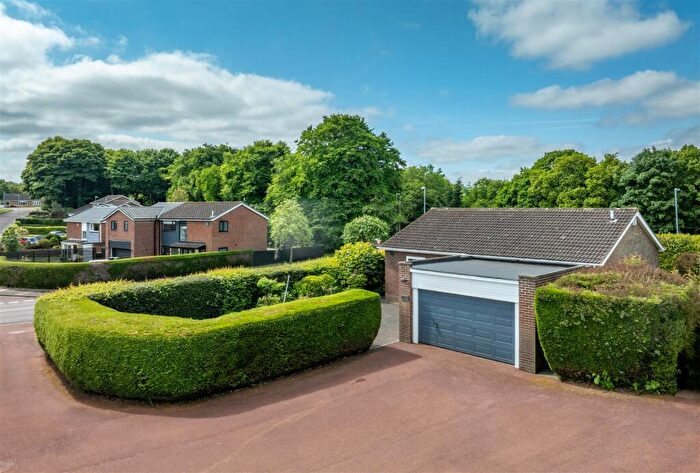 2 Bedroom Detached Bungalow For Sale In Fellside Road, Whickham, NE16