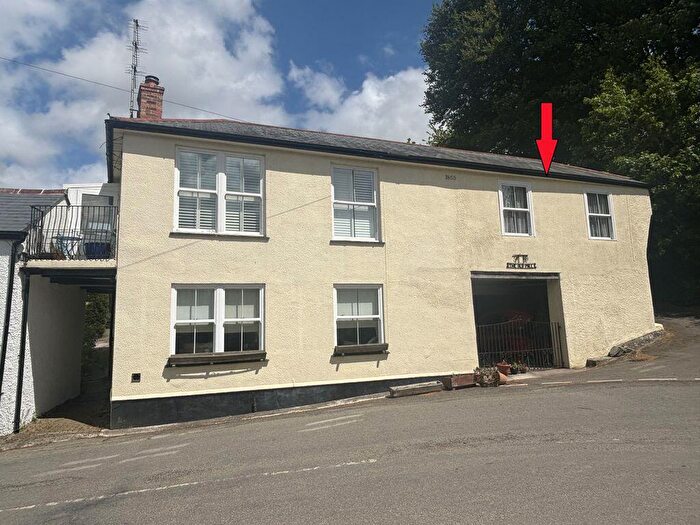 2 Bedroom Apartment For Sale In Lerryn, Lostwithiel, PL22