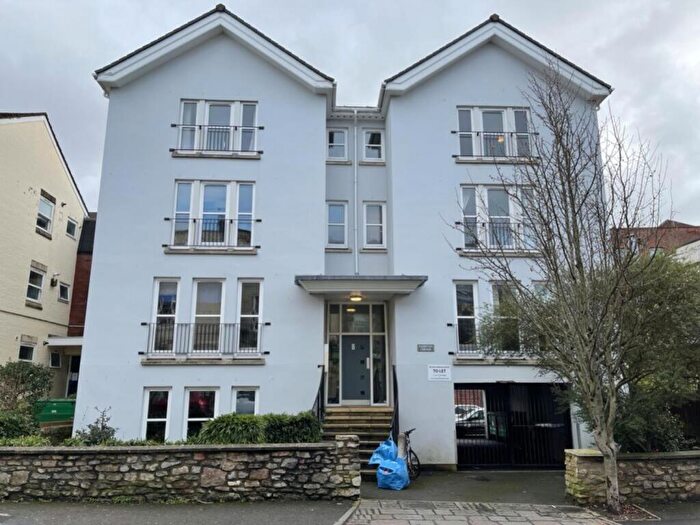 4 Bedroom Flat To Rent In Hampton Park, Bristol, BS6