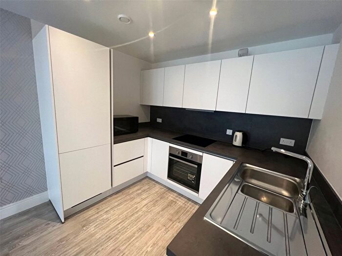 1 Bedroom Flat To Rent In Thomas Blake Avenue, Southampton, Hampshire, SO14